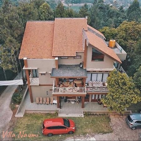 Villa Naumi Bandung Dış mekan fotoğraf