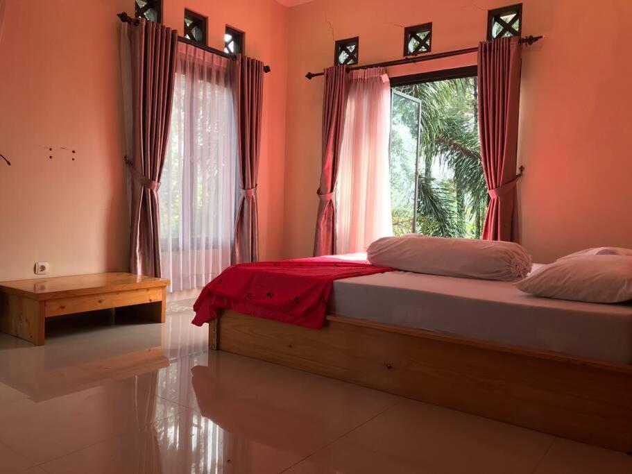 Villa Naumi Bandung Dış mekan fotoğraf